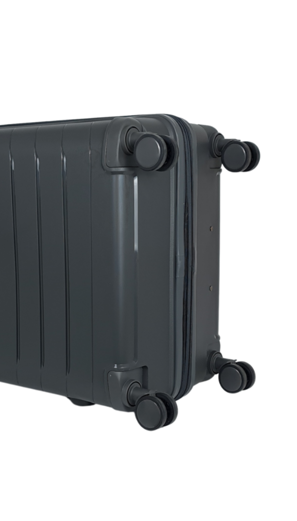 Benzi Hartschalenkoffer, sehr widerstandsfähiges Polypropylen-Material, Größe Lite Pro 5820, leichte Maße