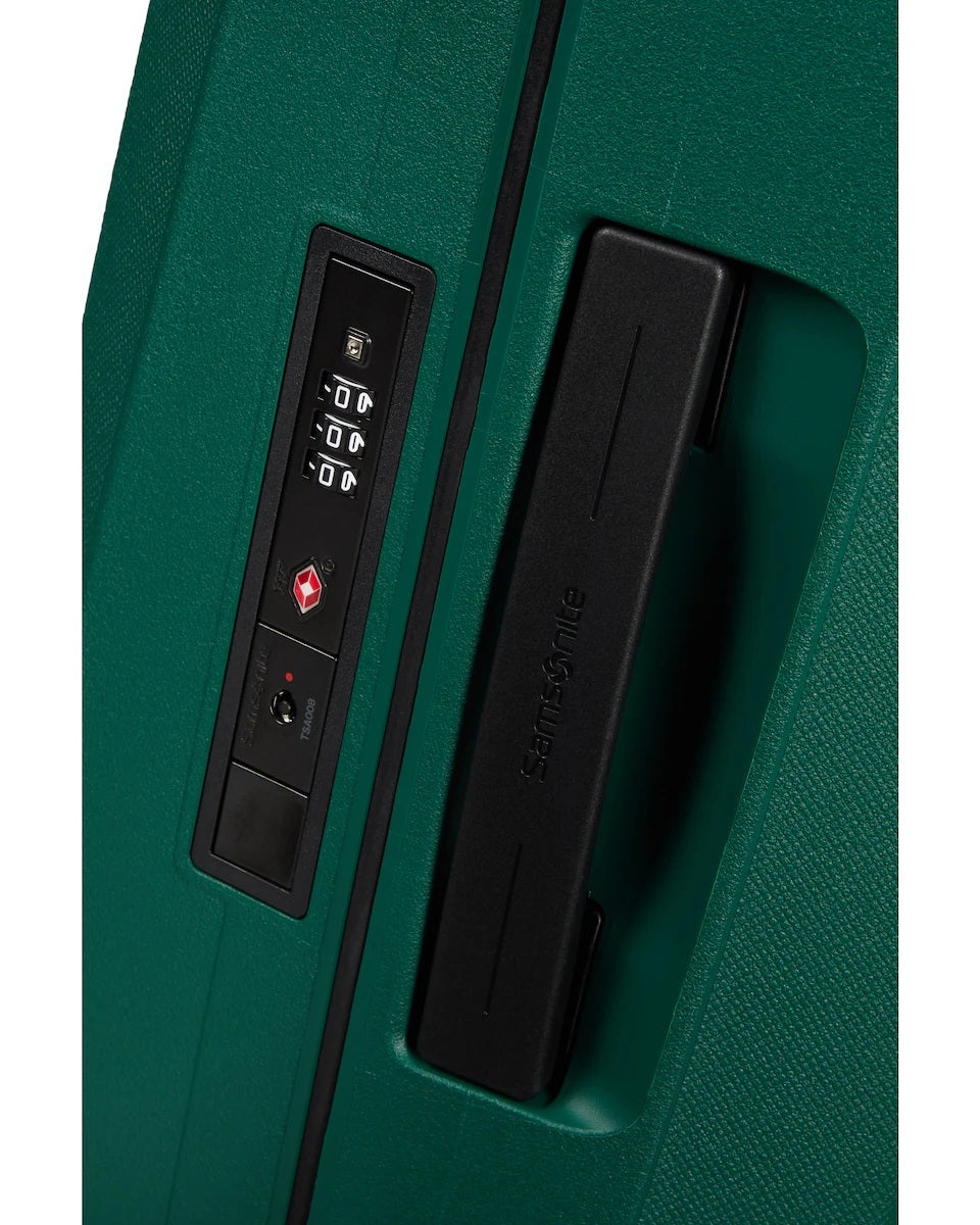 Samsonite Maleta Essens Material Polipropileno Reciclado 4 Ruedas Dobles Silenciosas, Cerradura TSA, Garantía 5 años