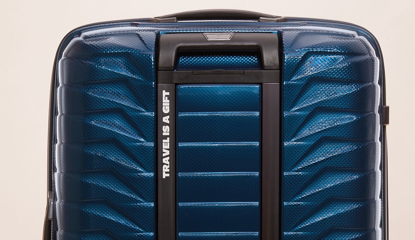 Samsonite Maleta NEXIS Expandible Material Roxkin Ultra Resistente y Muy Ligera